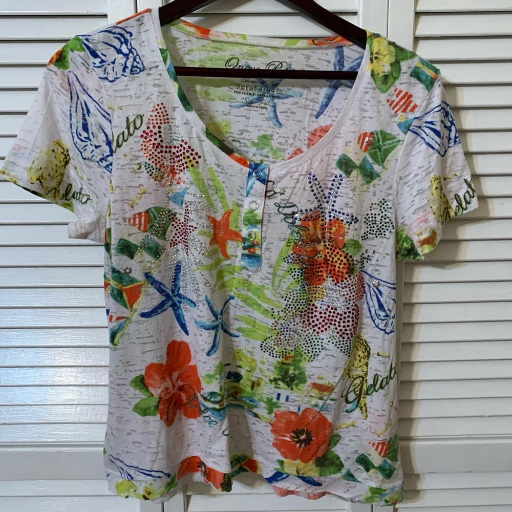 Colorful beach T-shirt